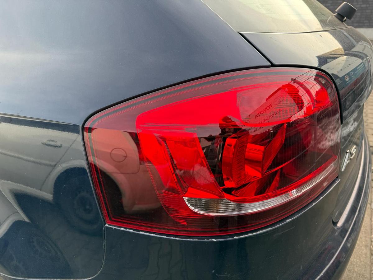 Audi A3 8P original R&uuml;cklicht R&uuml;ckleuchte Heckleuchte links Facelift BJ11